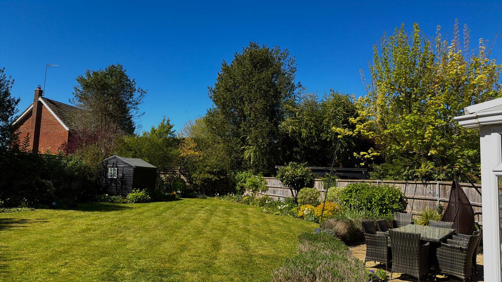Cherry Tree Close, Stoke Row, Henley-On-Thames